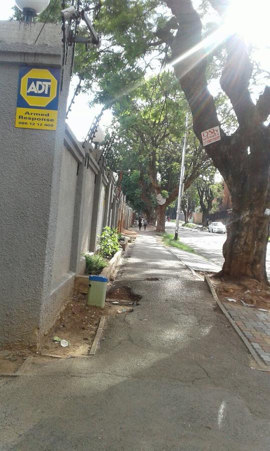 Royal Crown Guesthouse Johannesburg Exterior foto